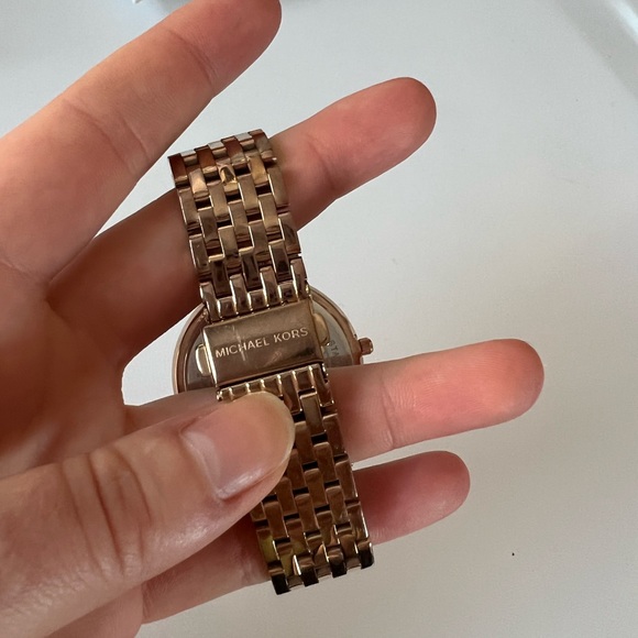 Michael Kors Darci Watch - Picture 6 of 7